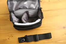 Load image into Gallery viewer, Stylish camera bag black [new]
