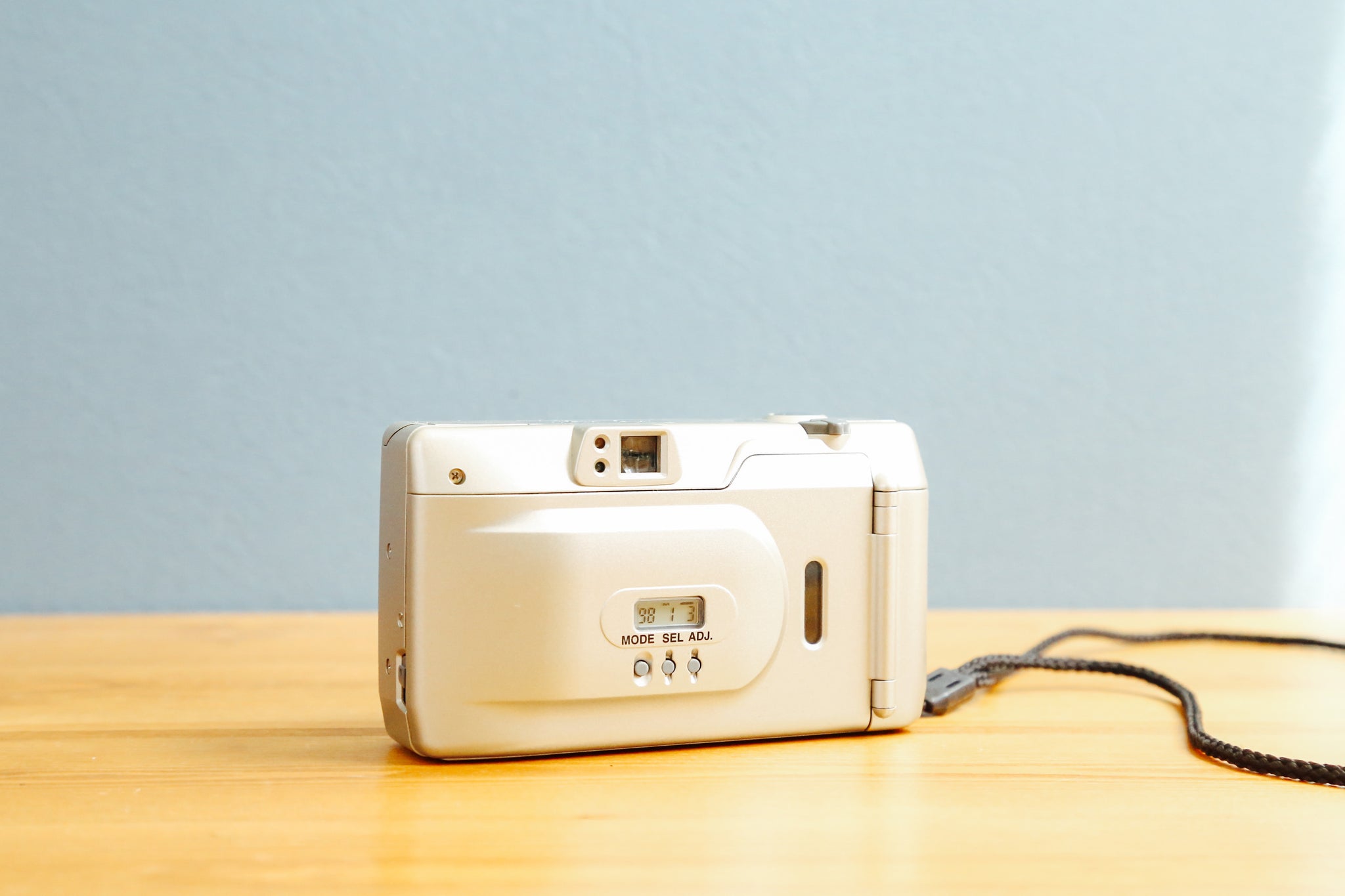 品質保証 Nikon Lite・Touch Zoom70WS【完動品】 – Ein Camera フィルムカメラ
