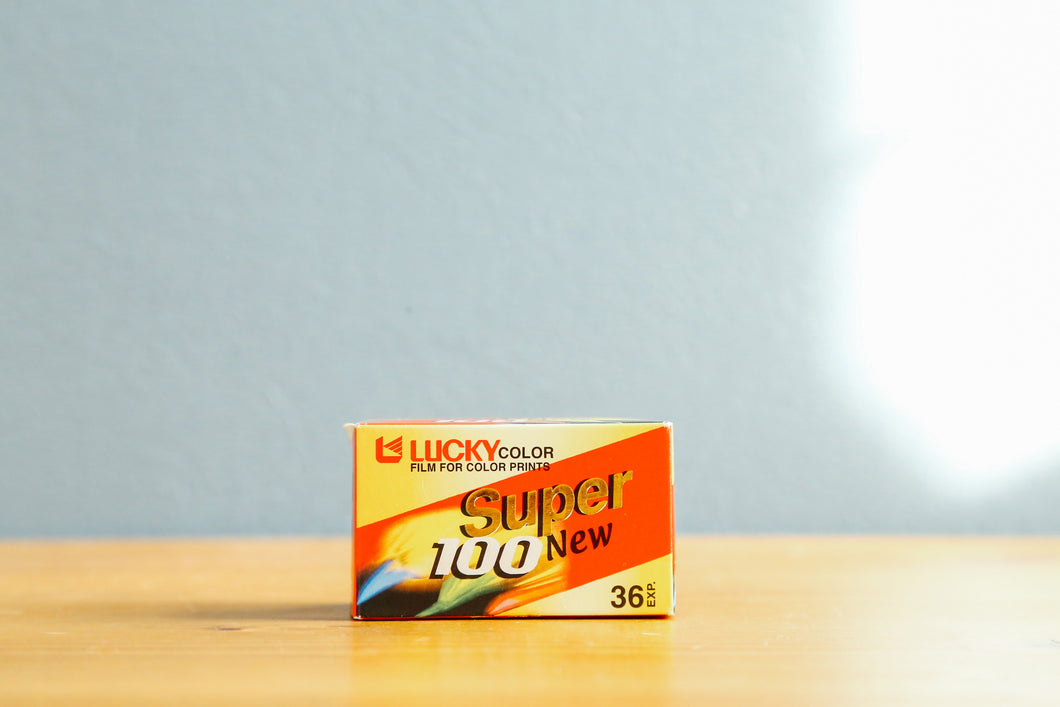 Lucky Super New 100 35mm color negative film 36 exposures Expired