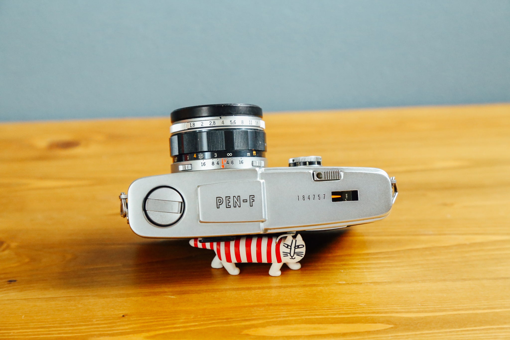 OLYMPUS PEN-F 【完動品】ハーフカメラ – Ein Camera