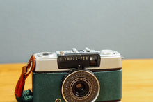 Load image into Gallery viewer, OLYMPUS PEN EE-3 Green tourmaline💠 [Working item] Half camera
