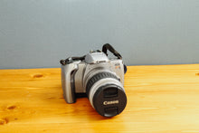 Load image into Gallery viewer, Canon EOS Kiss5 [In working order]
