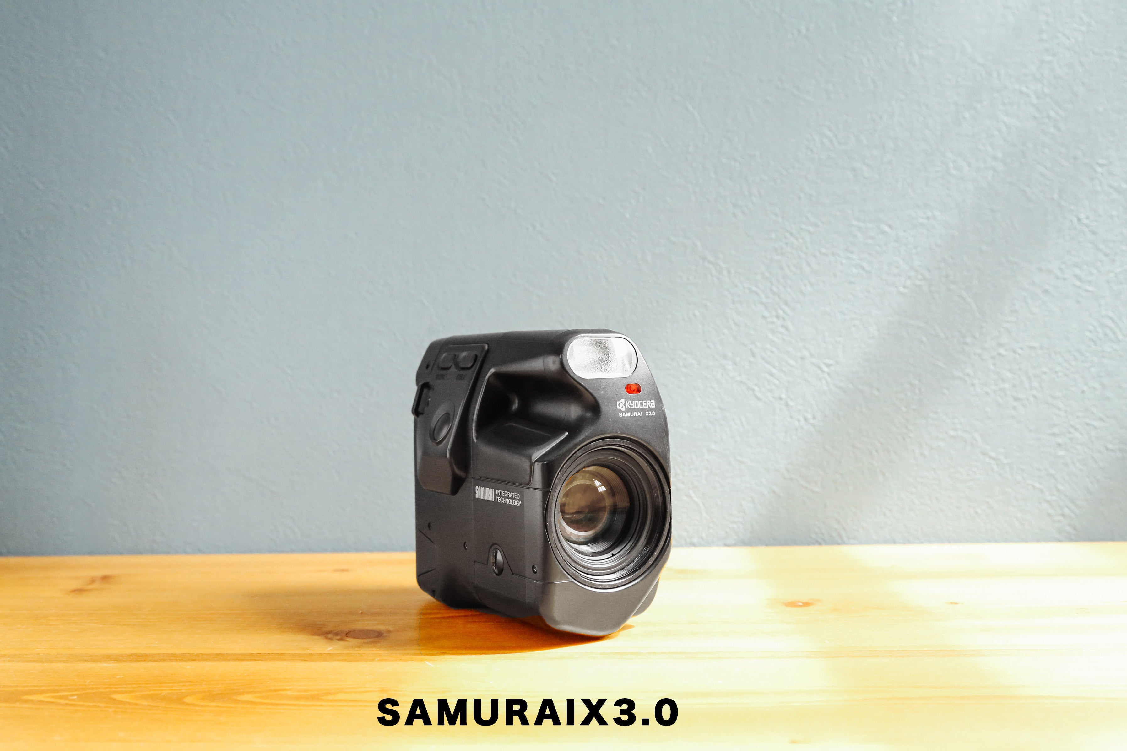 KYOCERA SAMURAIX3.0【完動品】【レア❗️】ハーフカメラ