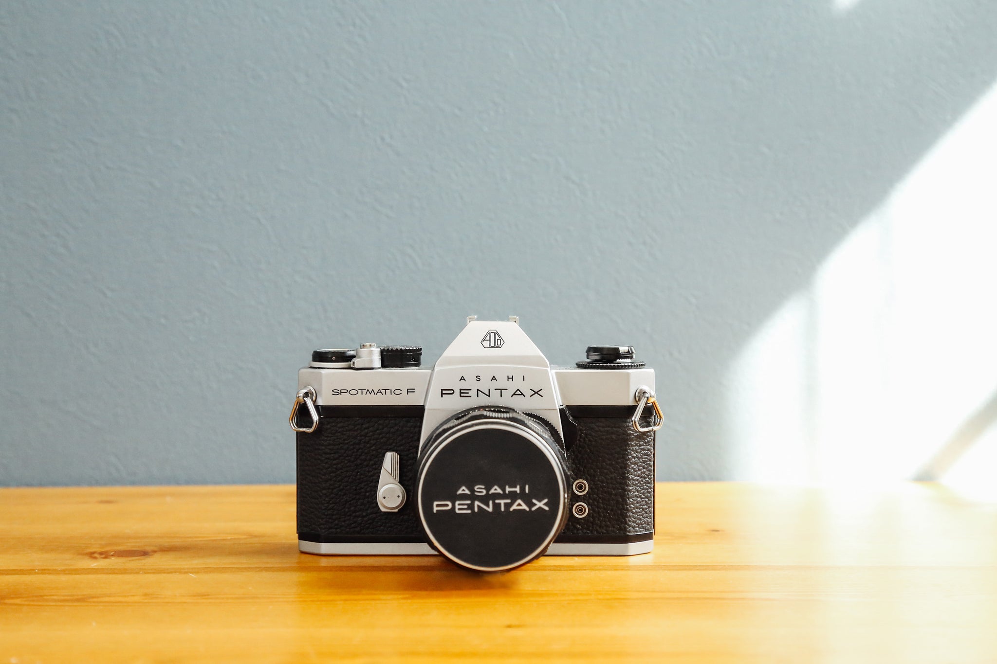 PENTAX SPFフィルム一眼レフカメラ 売り切れ PENTAX SPF BLACK（中古 フィルムカメラ 35mm 一眼レフカメラ