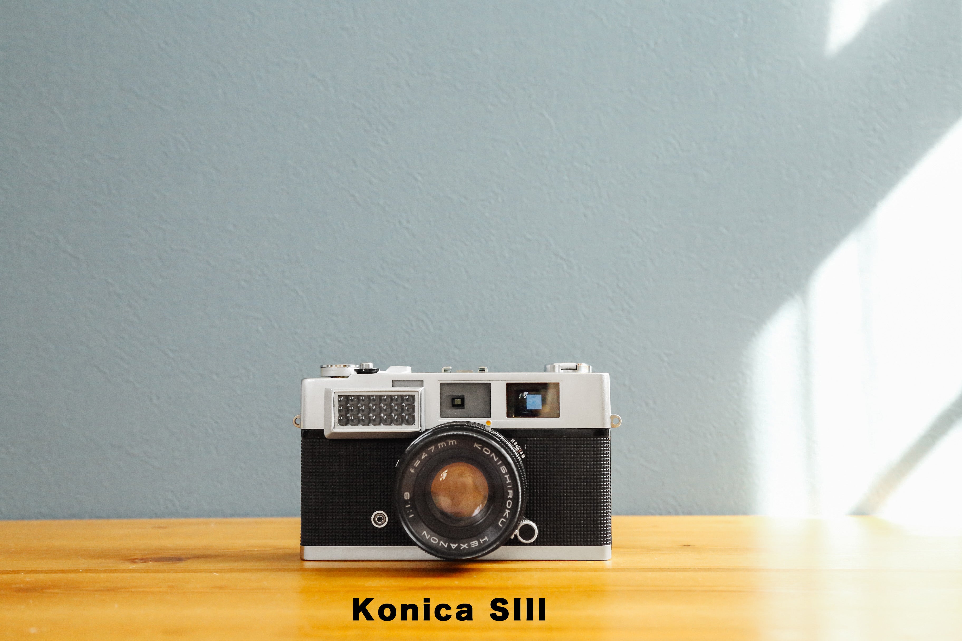 KONICA　SIII コニカ　S3 フィルムカメラ コニカSIII（コニカS3）（1963年発売）です。35mmの良い