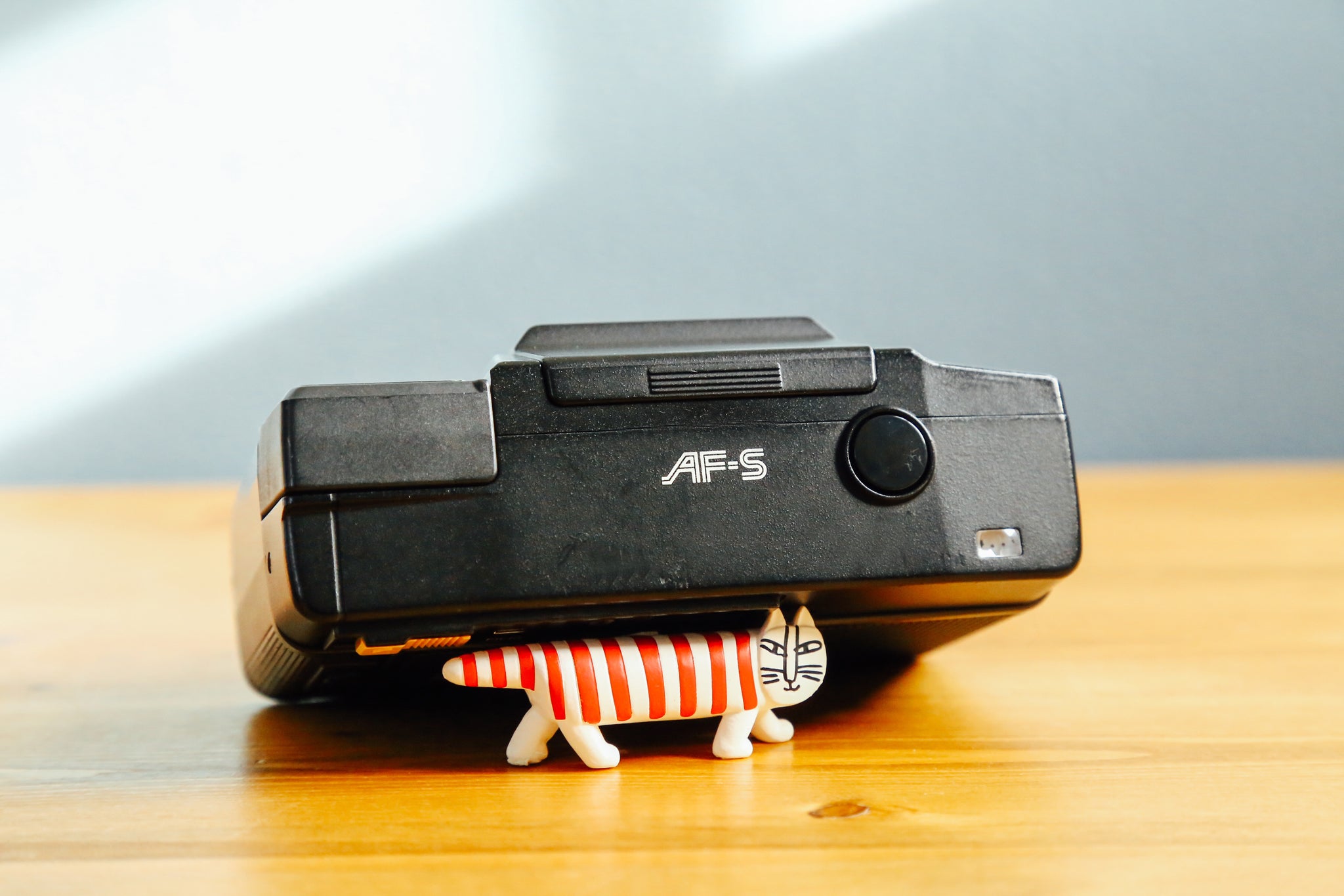 完動品 ❁ MINOLTA AF-S フィルムカメラ Minolta AF-S【完動品】 – Ein Camera