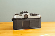 Load image into Gallery viewer, Nikon FE2 [In working order]
