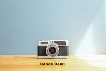 Load image into Gallery viewer, Canon Demi [In working order] Half camera
