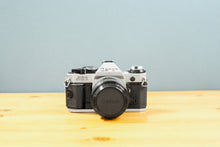 Load image into Gallery viewer, Canon AE-1 PROGRAM [In working order]
